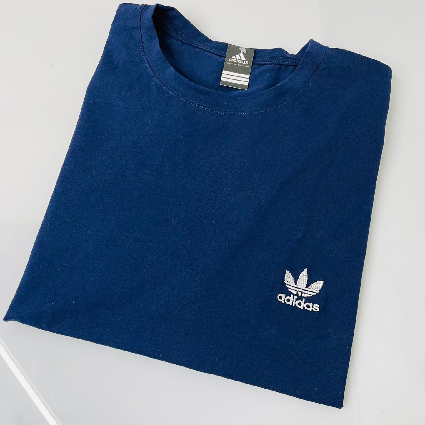 Pack x5 Camisetas Adidas Caballero – Algodón Premium, Confort y Estilo Deportivo