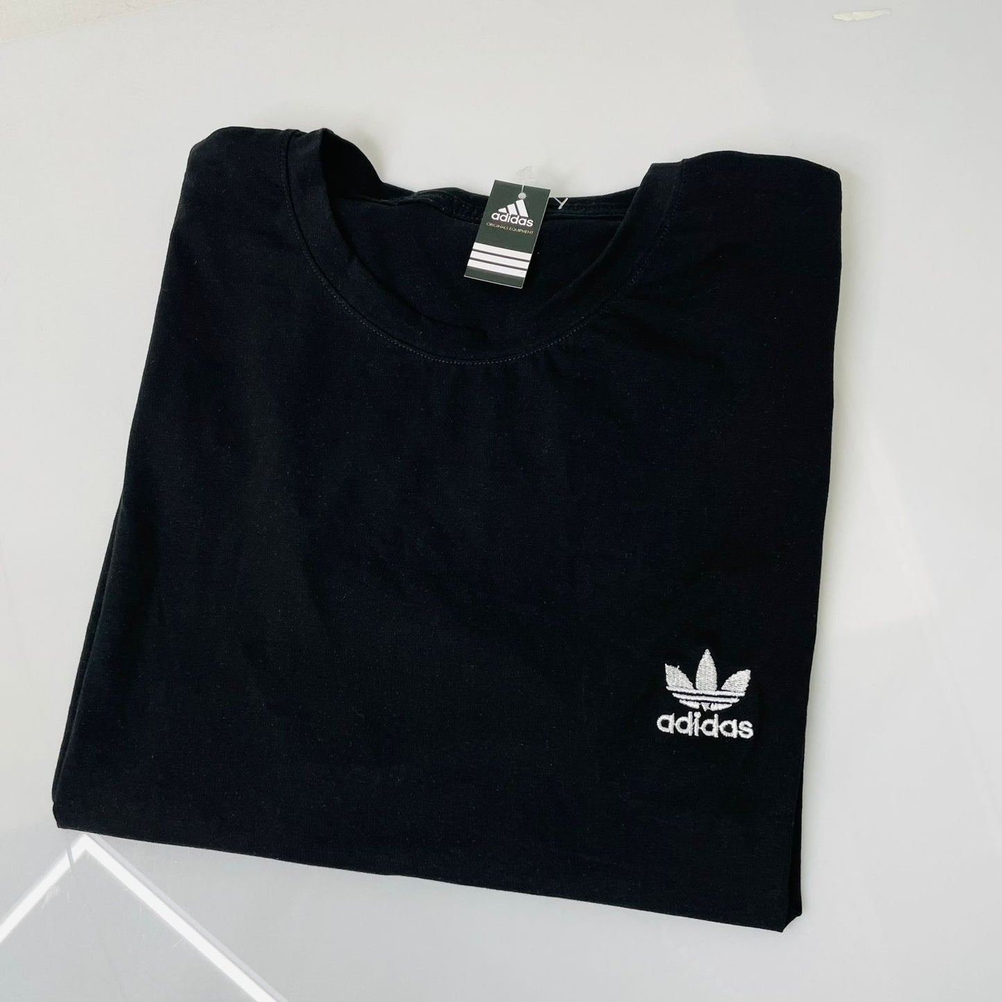 Pack x5 Camisetas Adidas Caballero – Algodón Premium, Confort y Estilo Deportivo