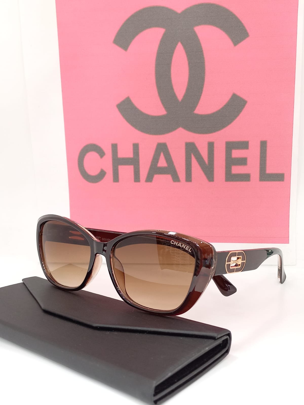 Gafas de Mujer Channel R2 – Lentes de Sol Elegantes con Protección UV400