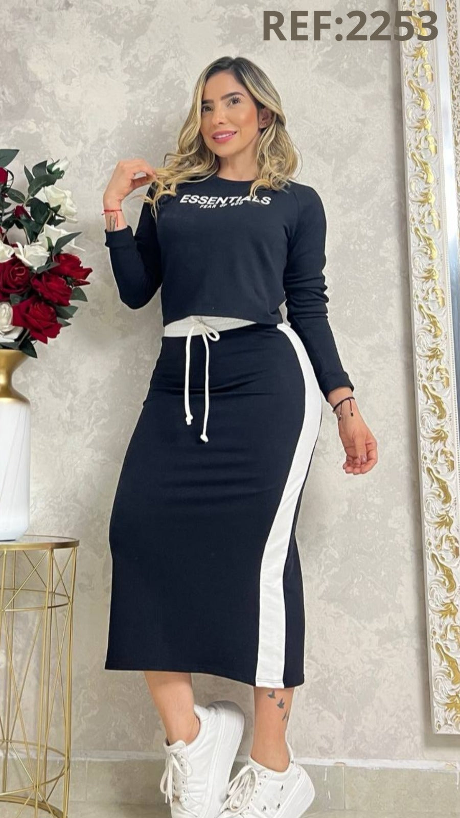 Conjunto Falda Essential Mujer – Elegancia, Comodidad y Estilo Moderno